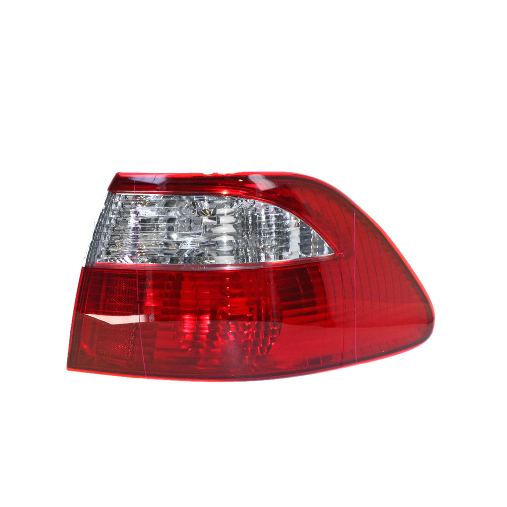 RIGHT TAIL LIGHT TO SUIT MAZDA 626 GF SEDAN 8/1999–8/2002 RIGHT TAIL LIGHT TO SUIT MAZDA 626 GF SEDAN 8/1999–8/2002